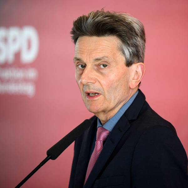 Rolf Mützenich, Vorsitzender der SPD-Bundestagsfraktion, hat das geplante Heizungsgesetz als „zu einseitig“ kritisiert. (Archivbild)