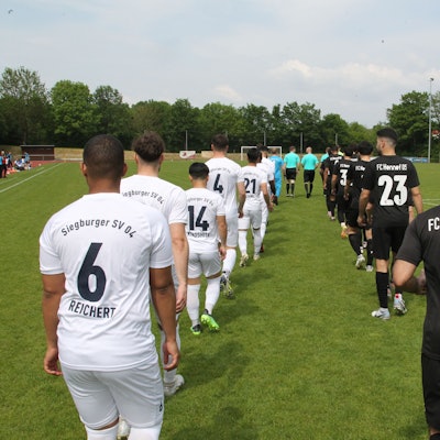 Diese Fußballer haben es am Wochenende in die Elf des Tages geschafft.