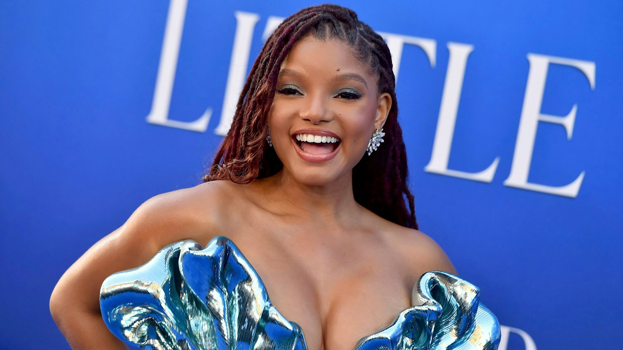 08.05.2023, USA, Los Angeles: Halle Bailey kommt zur Weltpremiere von „Arielle“ im Dolby Theatre in Los Angeles.