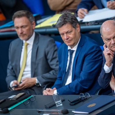 Ampel-Vertreter: Finanzminister Christian Lindner (FDP), Wirtschaftsminister Robert Habeck (Bündnis 90/Die Grünen) und Bundeskanzler Olaf Scholz (SPD). (Archivbild)