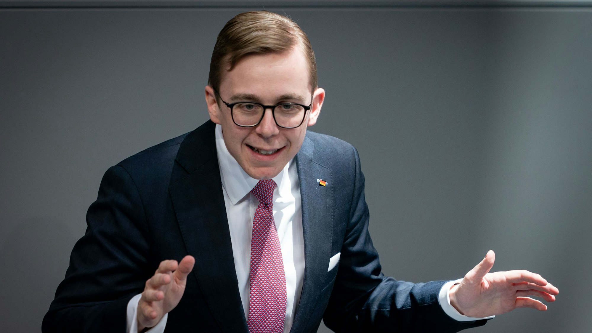 Philipp Amthor, CDU-Bundestagsabgeordneter, spricht im Bundestag.