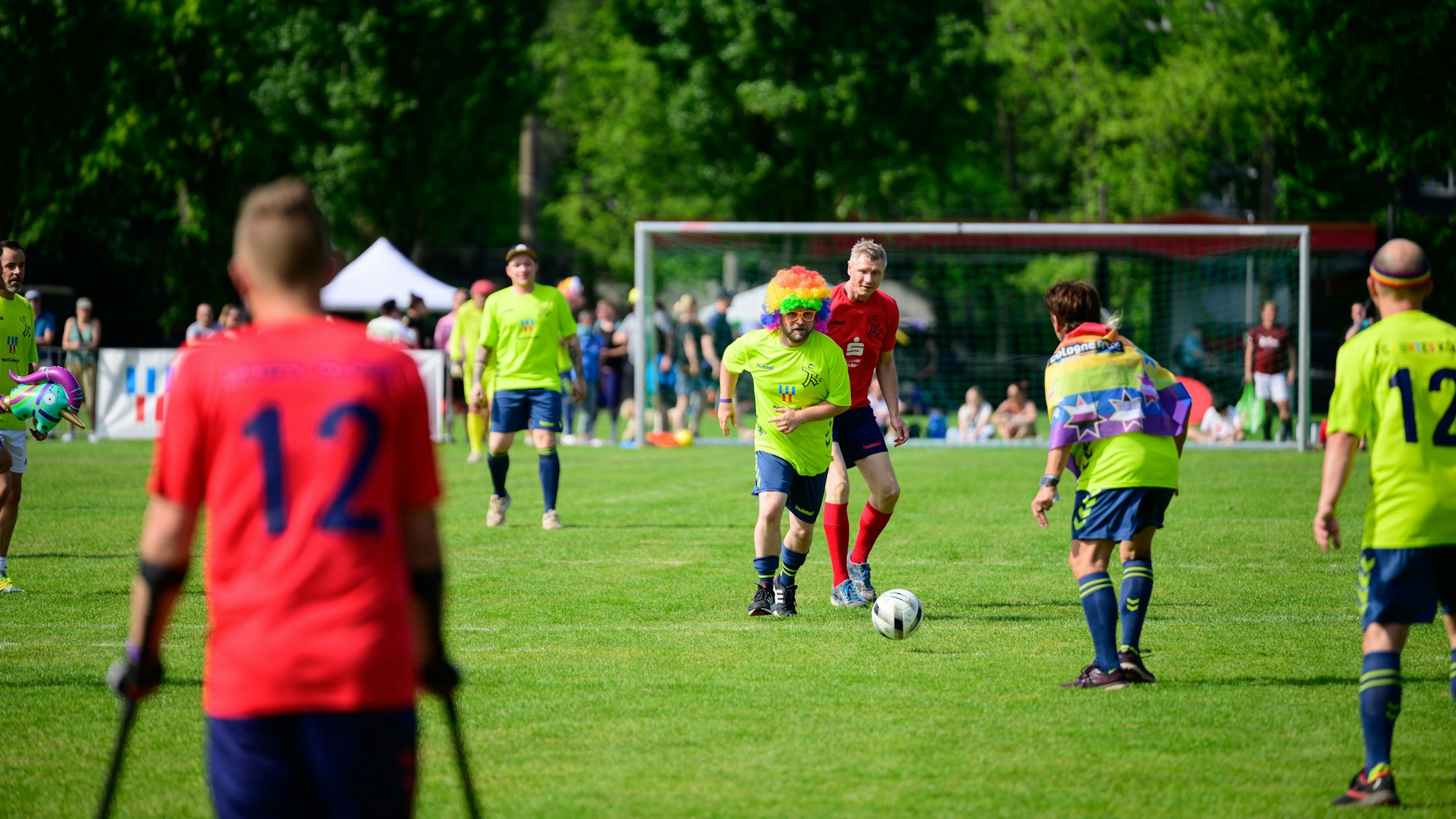 Spaßkick beim Come-Together-Cup