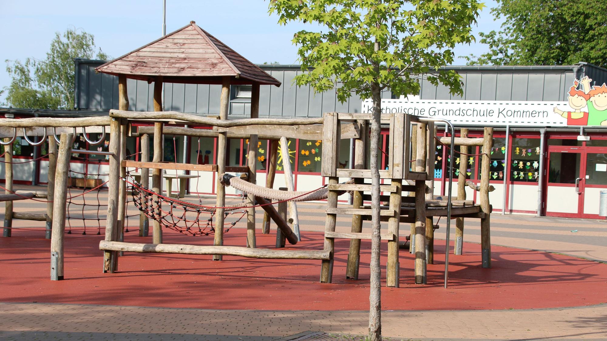 Schulhof Grundschule Kommern