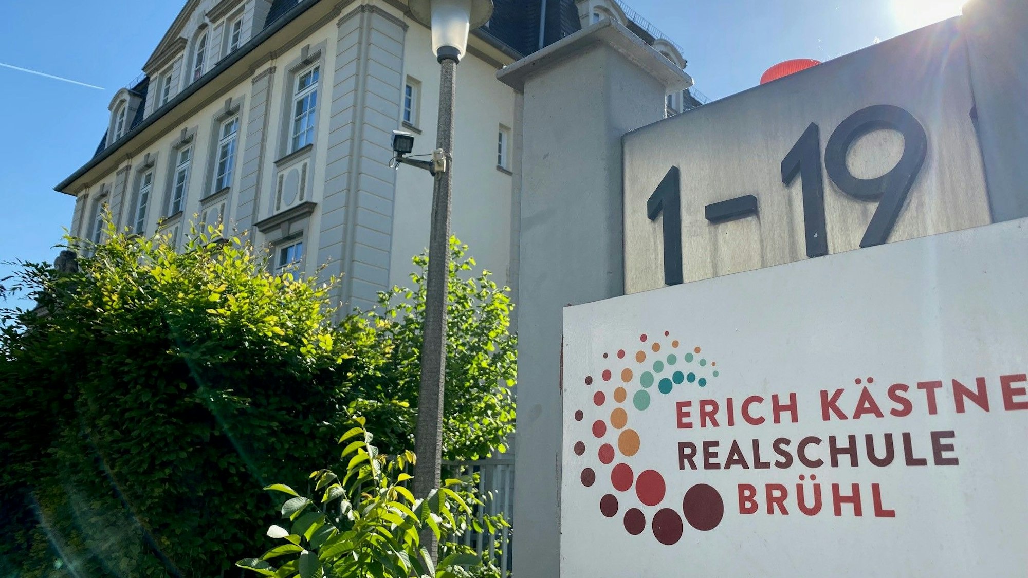 Die Erich-Kästner-Realschule in Brühl.