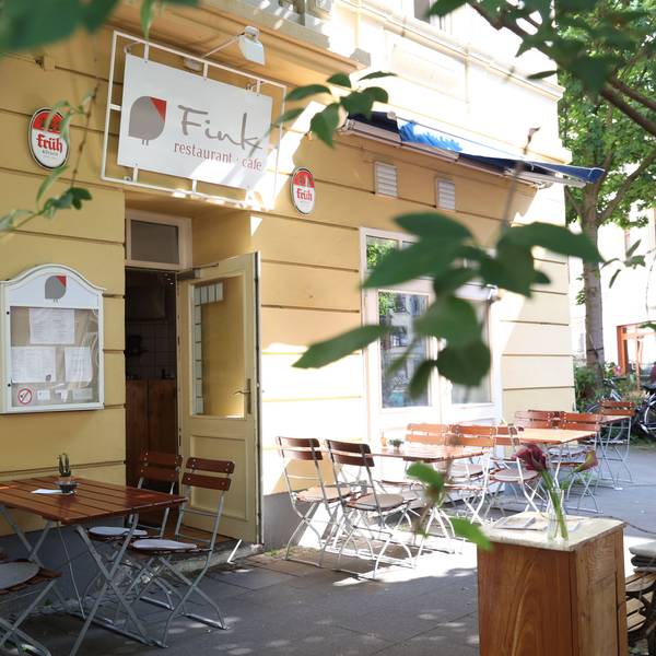 Außenbereich eines Restaurants