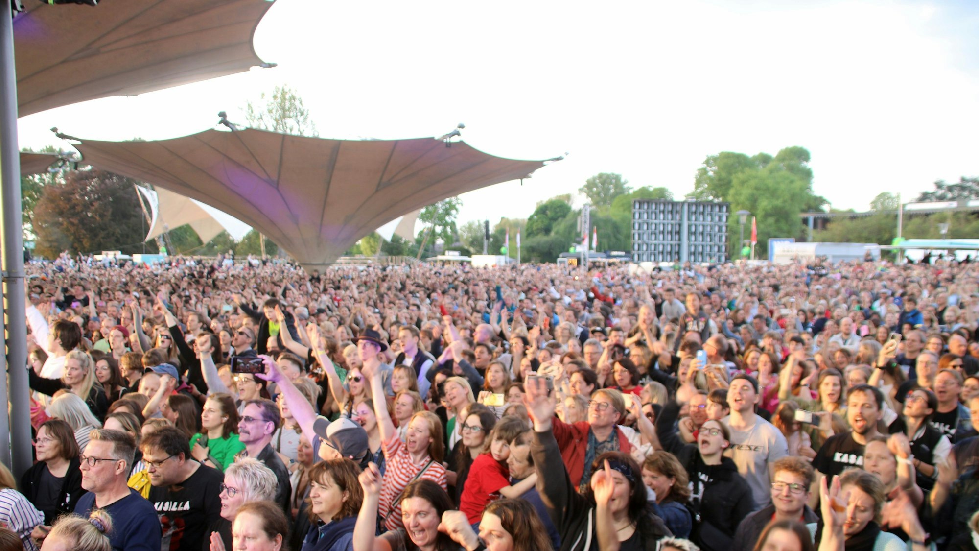 Saisoneröffnung am Tanzbrunnen in Köln am 13.05.2023.