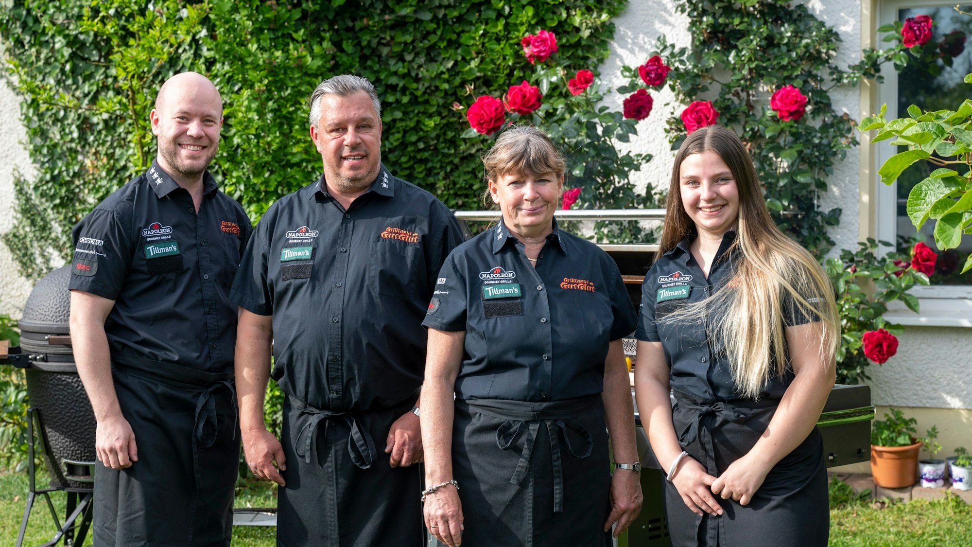 Das Grillteam „GutGlut e.V.“ aus Rösrath. Zu den besten Grillern Deutschlands gehören von links nach rechts Marc Kastleiner und Michael, Anke und Zoe Hoffmann.