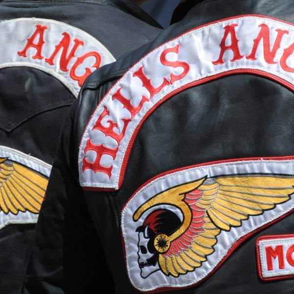 Die Rückseite der Westen von zwei Hells-Angels-Mitgliedern. (Symbolbild)