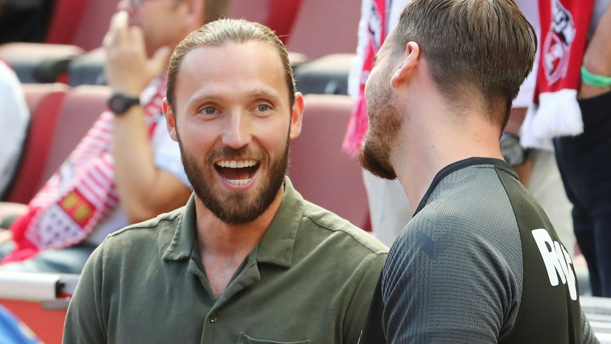 1.FC Köln vs. VFB Stuttgart, 4. Spieltag, 28.08.2022, 15.30 Uhr, von links: Marco Höger, Max Weuthen (1. FC Köln) , Bild: Herbert Bucco