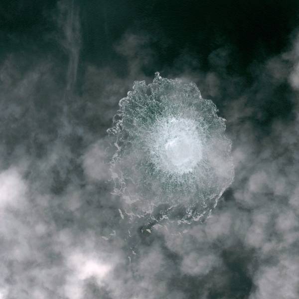 Das Nord Stream 1-Gasleck in der Ostsee, fotografiert von dem Satelliten Pléiades Neo.
