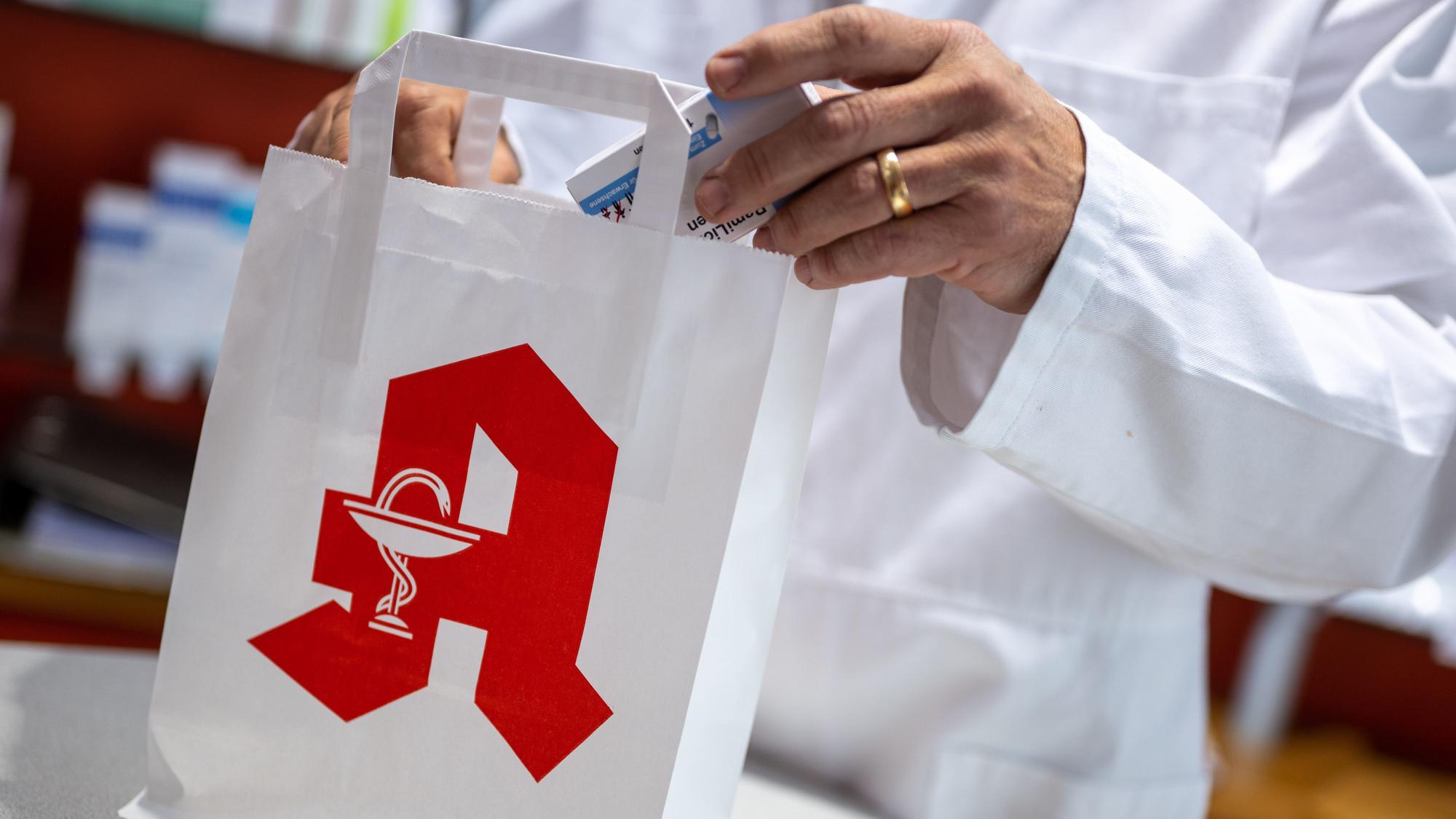 Die Apothekerkammer Nordrhein bewertet die Versorgungslage bezogen auf Notdienste trotz längerer Wege und Wartezeiten als stabil.