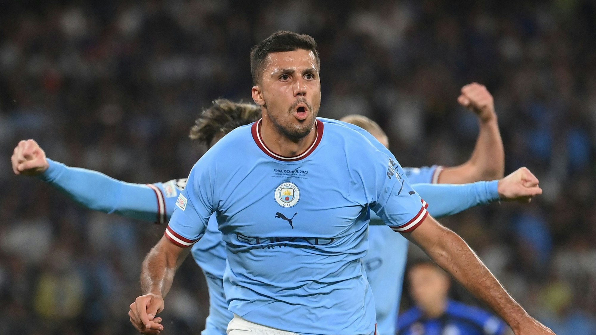 Manchester City's Rodri feiert seinen Siegtreffer im Finale der Champions League gegen Inter Mailand.