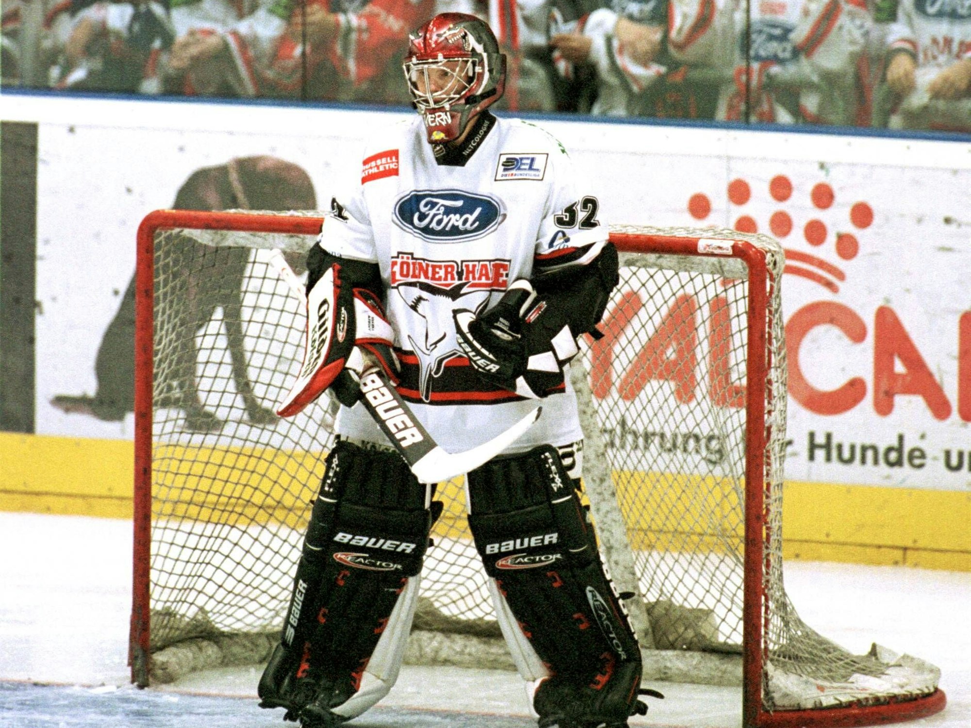 Peppi Heiß im Haie-Tor.