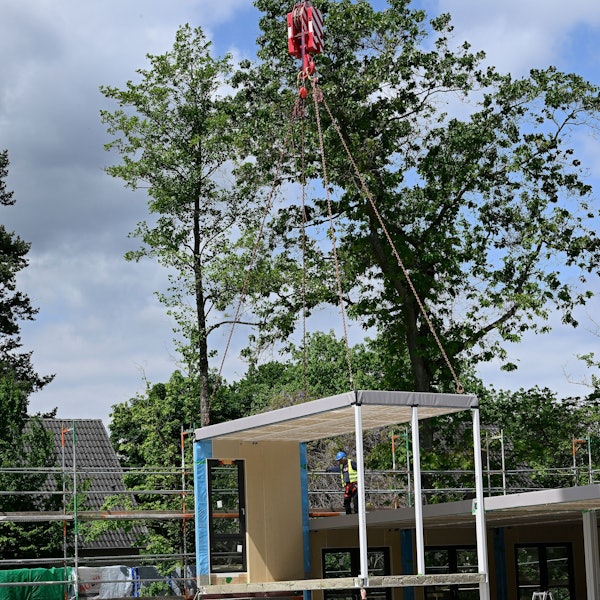 Die Baustelle der Sofortschule Refrath.