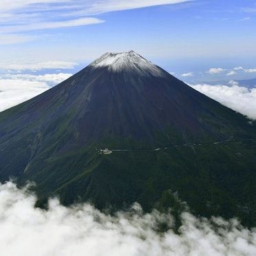 Der Gipfel des Fuji, Japans höchstem Berg. Er ist ein beliebtes Ziel bei Bergsteigern.