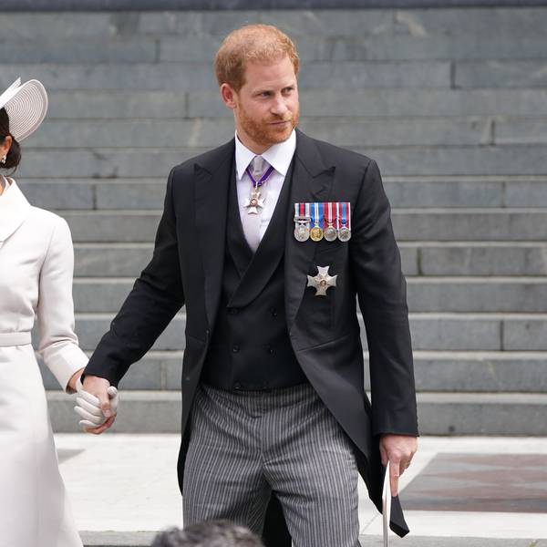 Meghan, Herzogin von Sussex, und Prinz Harry, Herzog von Sussex, verlasssen nach der Dankes-Messe die St. Paul's Kathedrale, am zweiten Tag der Feierlichkeiten zum Platinjubiläum der Queen.