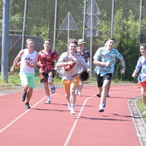 Adventure Sponsorenlauf und Mottolauf Gesamtschule Kürten