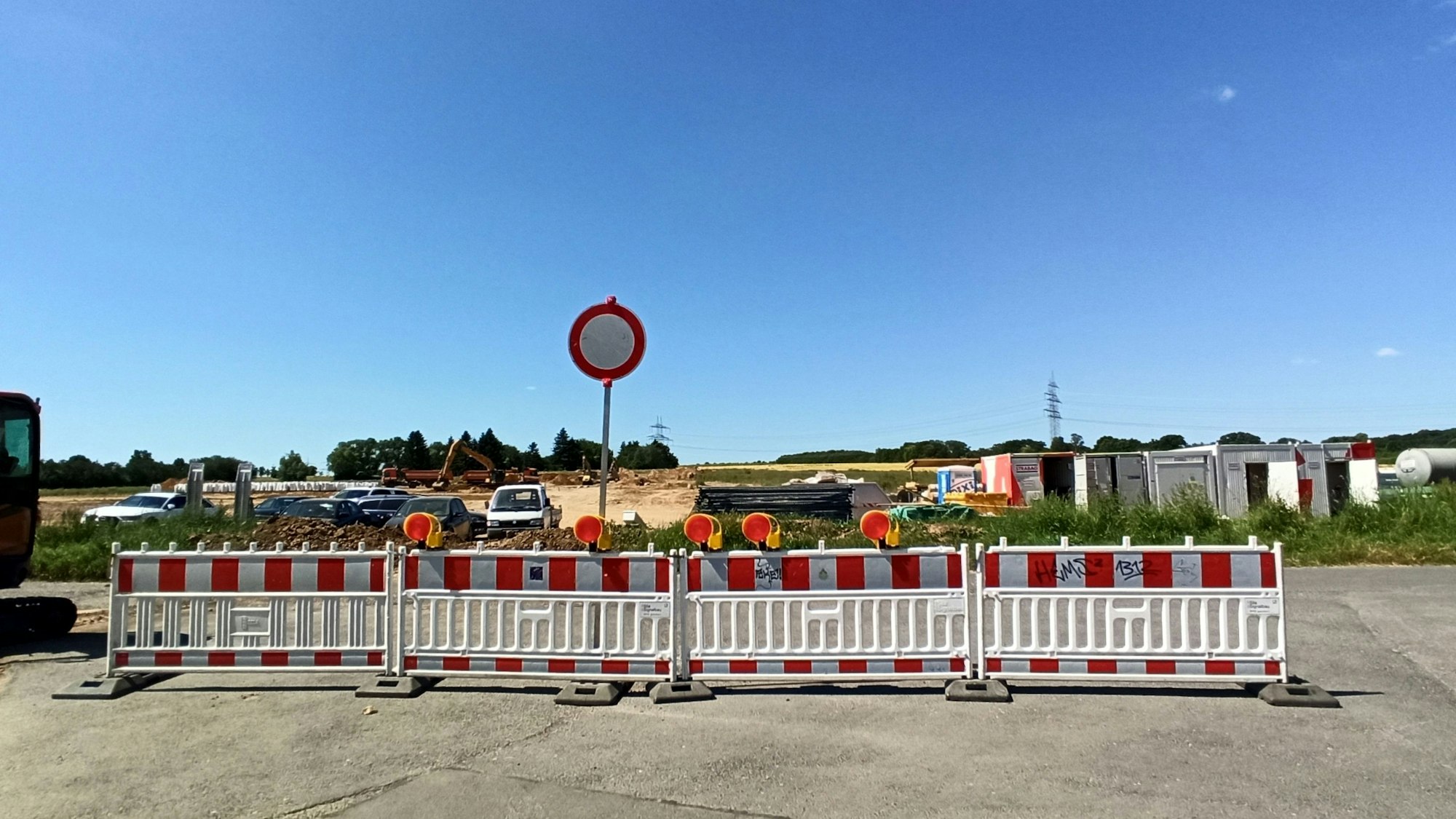 Die Arbeiten für das Neubaugebiet Buschkauler Feld haben begonnen.