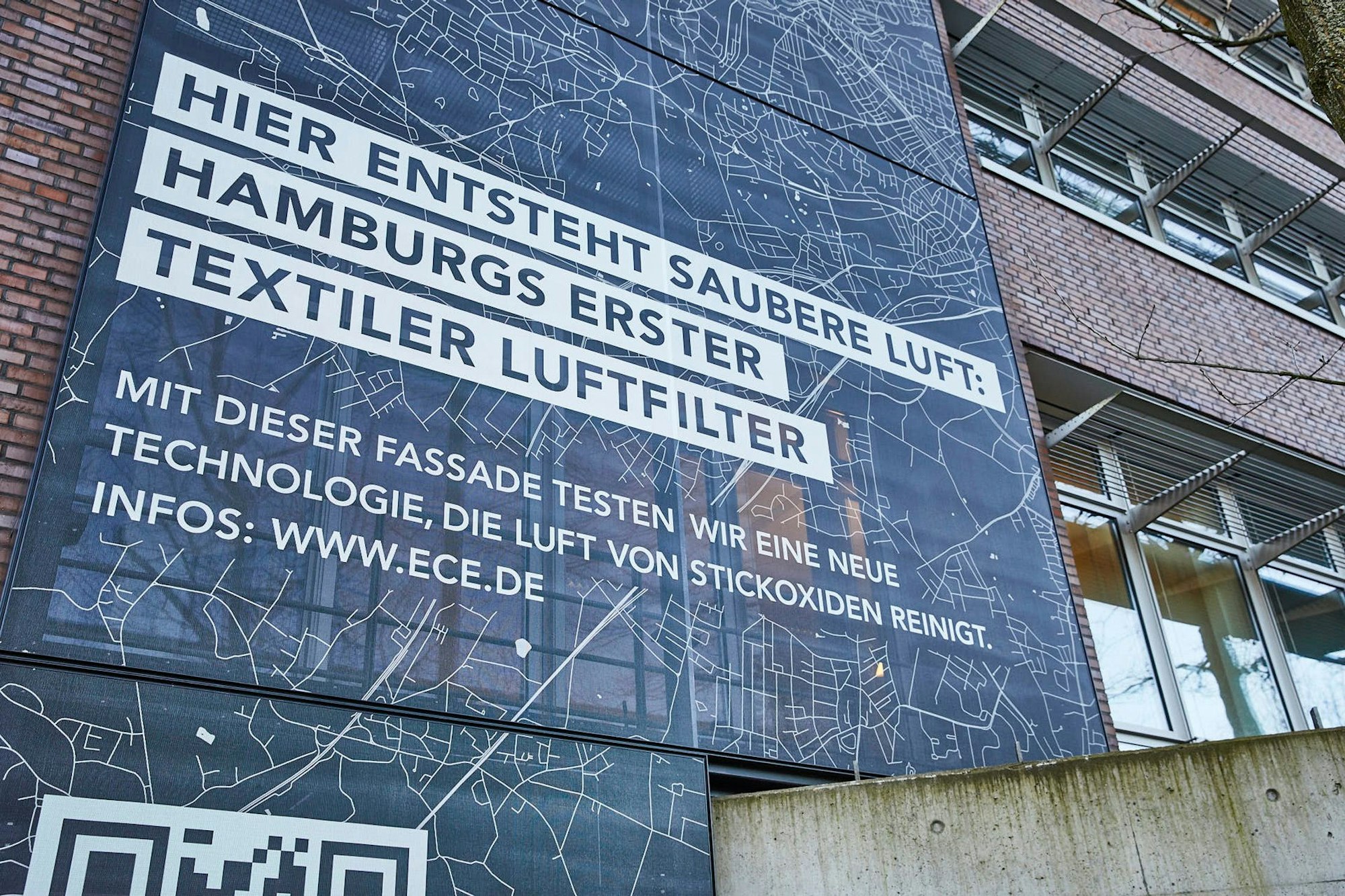 Die Textilfassade in Hamburg.