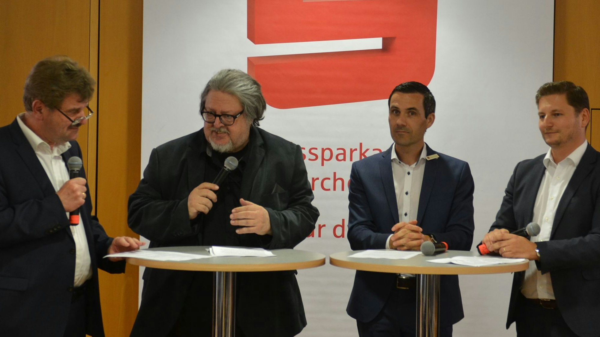 Vertreter der Stiftungen gaben Rede und Antwort.