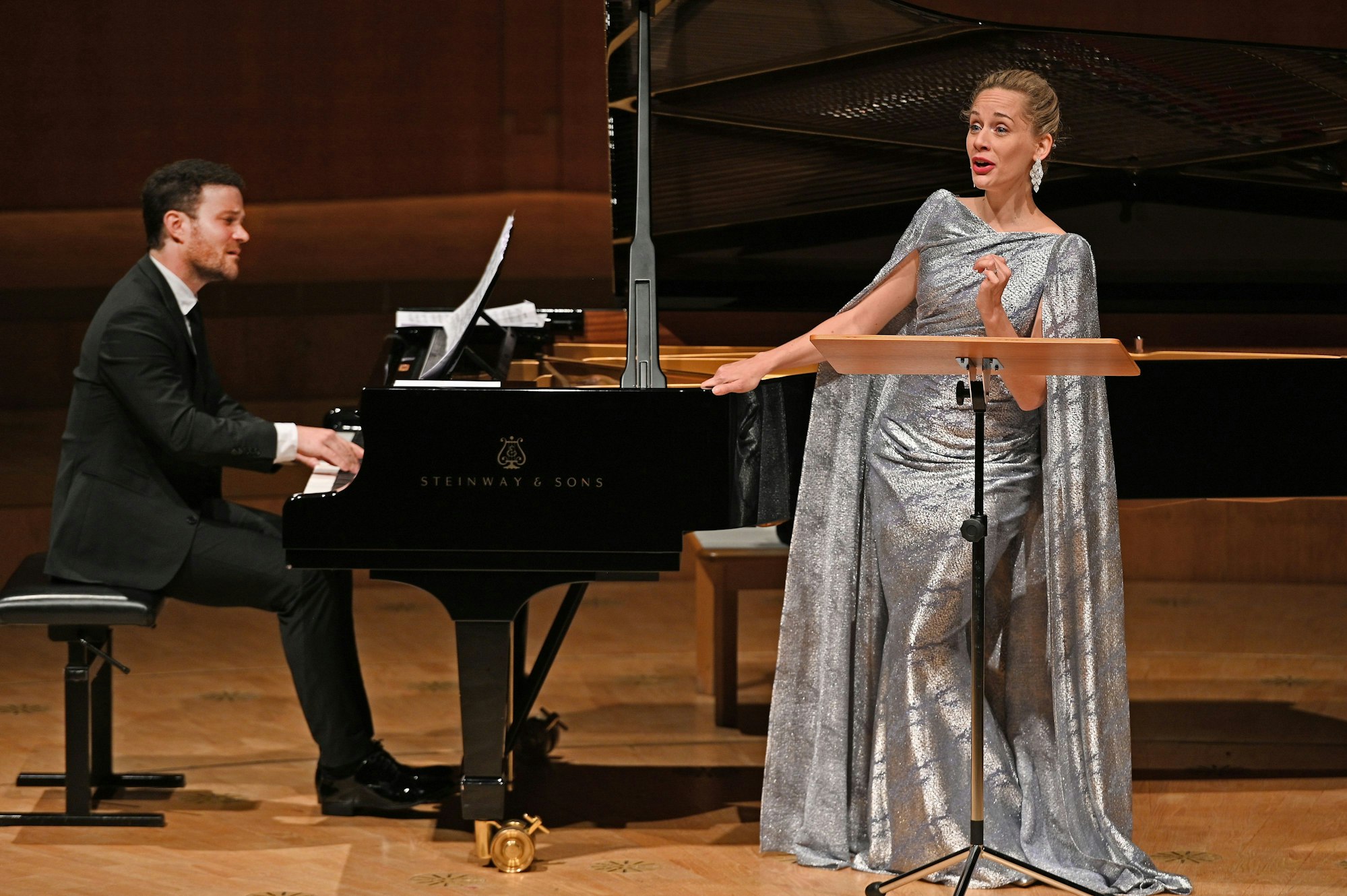 Anna Lucia Richter und Ammiel Bushakevitz
in der Philharmonie.