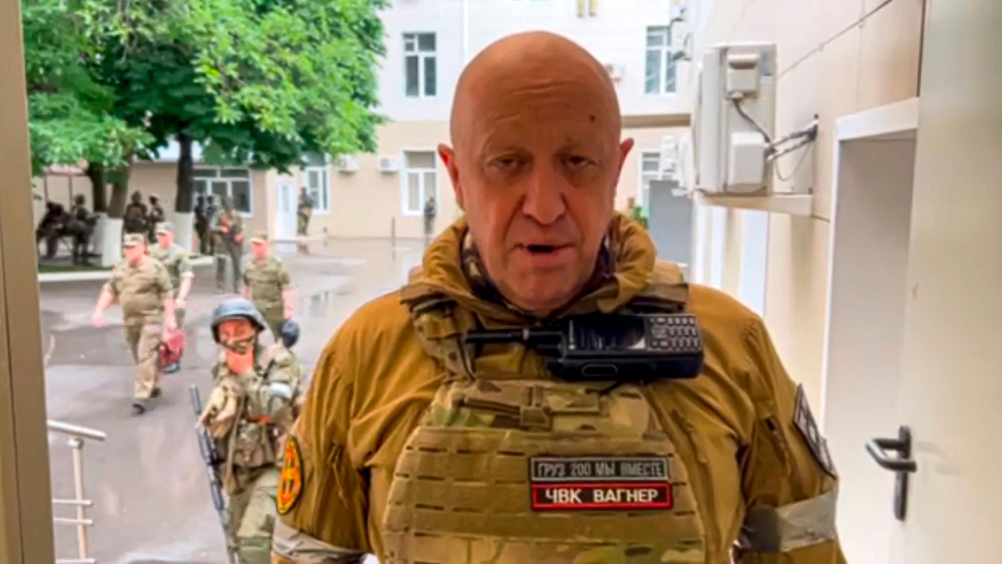 Jewgeni Prigoschin, Chef der Söldnertruppe Wagner, bei einer Videoansprache. (Archivbild) Wie Bilder belegen, hat der Wagner-Chef offenbar ein Faible für Verkleidungen.