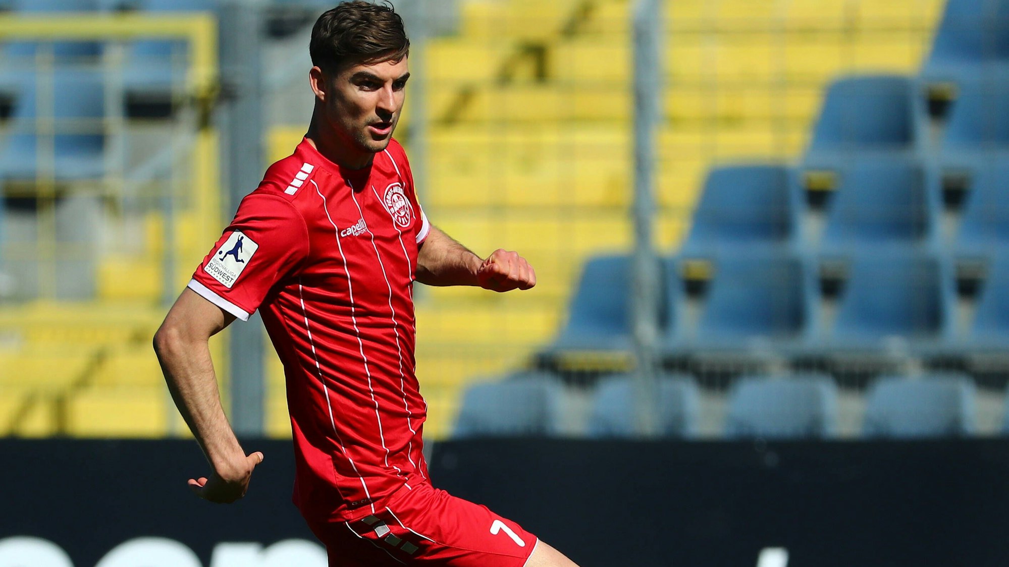 Danny Breitfelder Koblenz FC Rot-Weiss Koblenz vs TSG Balingen, Fussball, Regionalliga Suedwest, 16.04.2022 FC Rot-Weiss Koblenz vs TSG Balingen, Fussball, Regionalliga Suedwest, 16.04.2022 Koblenz *** Danny Breitfelder Koblenz FC Rot Weiss Koblenz vs TSG Balingen, Football, Regionalliga Suedwest, 16 04 2022 FC Rot Weiss Koblenz vs TSG Balingen, Football, Regionalliga Suedwest, 16 04 2022 Koblenz Copyright: xEibner-Pressefotox EP_RWS