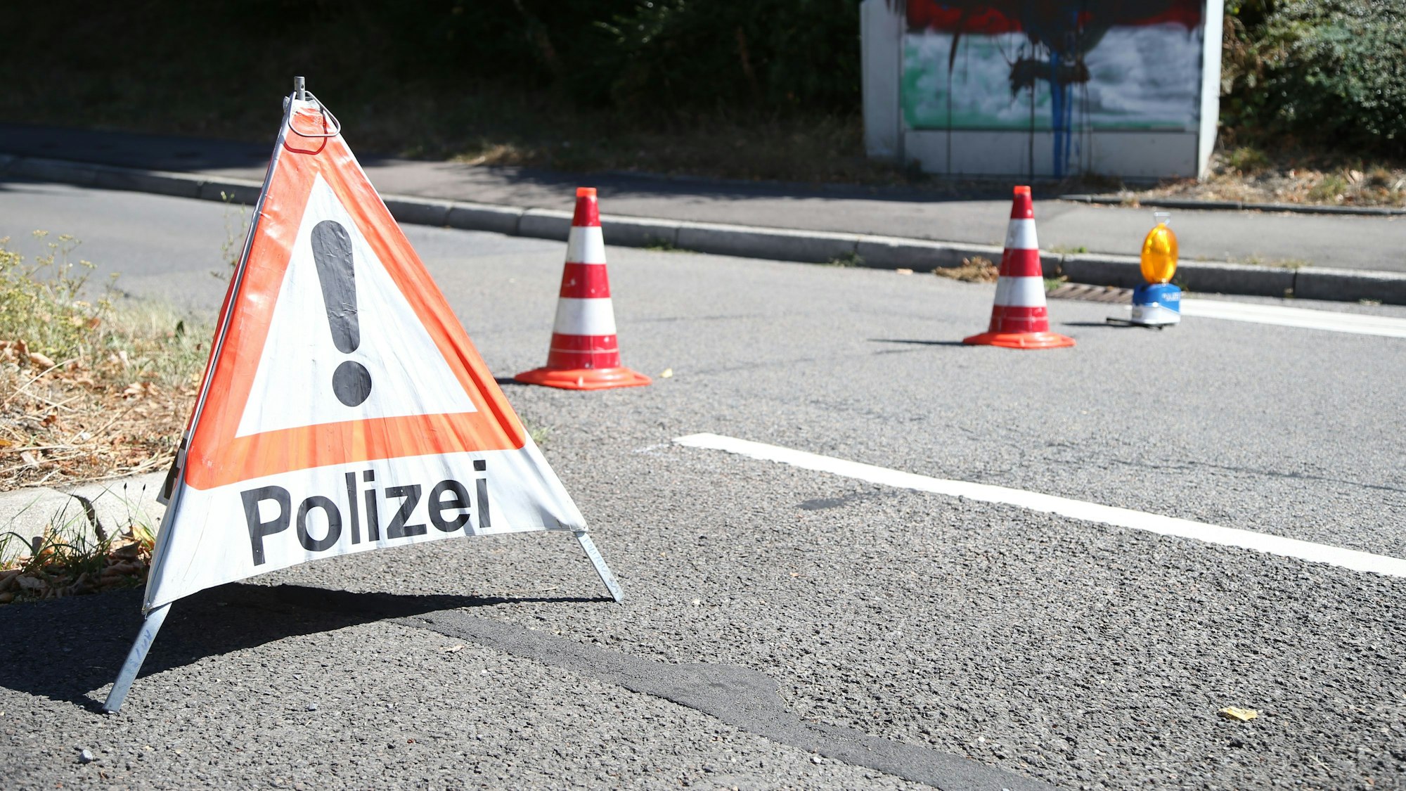 Symbolbild, Polizei, Unfall, Straßensperre