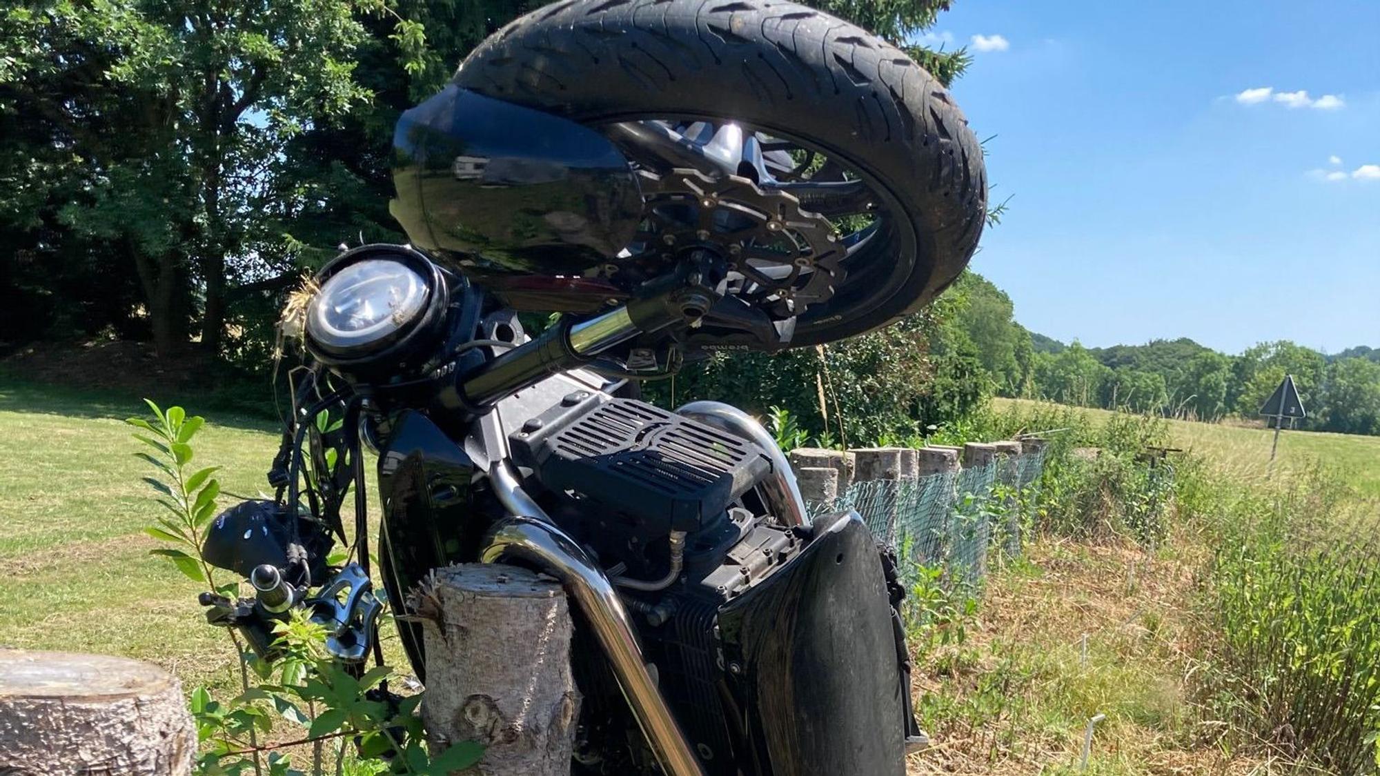 Motorrad nach Verkehrsunfall
