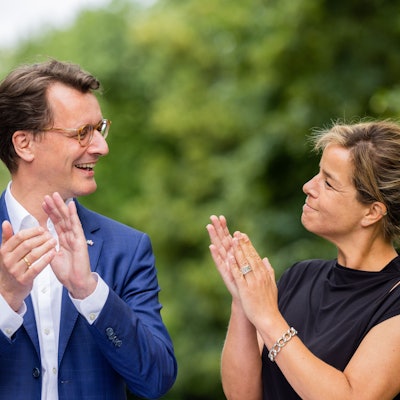 Bisher passt zwischen Hendrik Wüst und Mona Neubaur kein Blatt Papier. Aber ihre Parteien reiben sich zunehmend aneinander