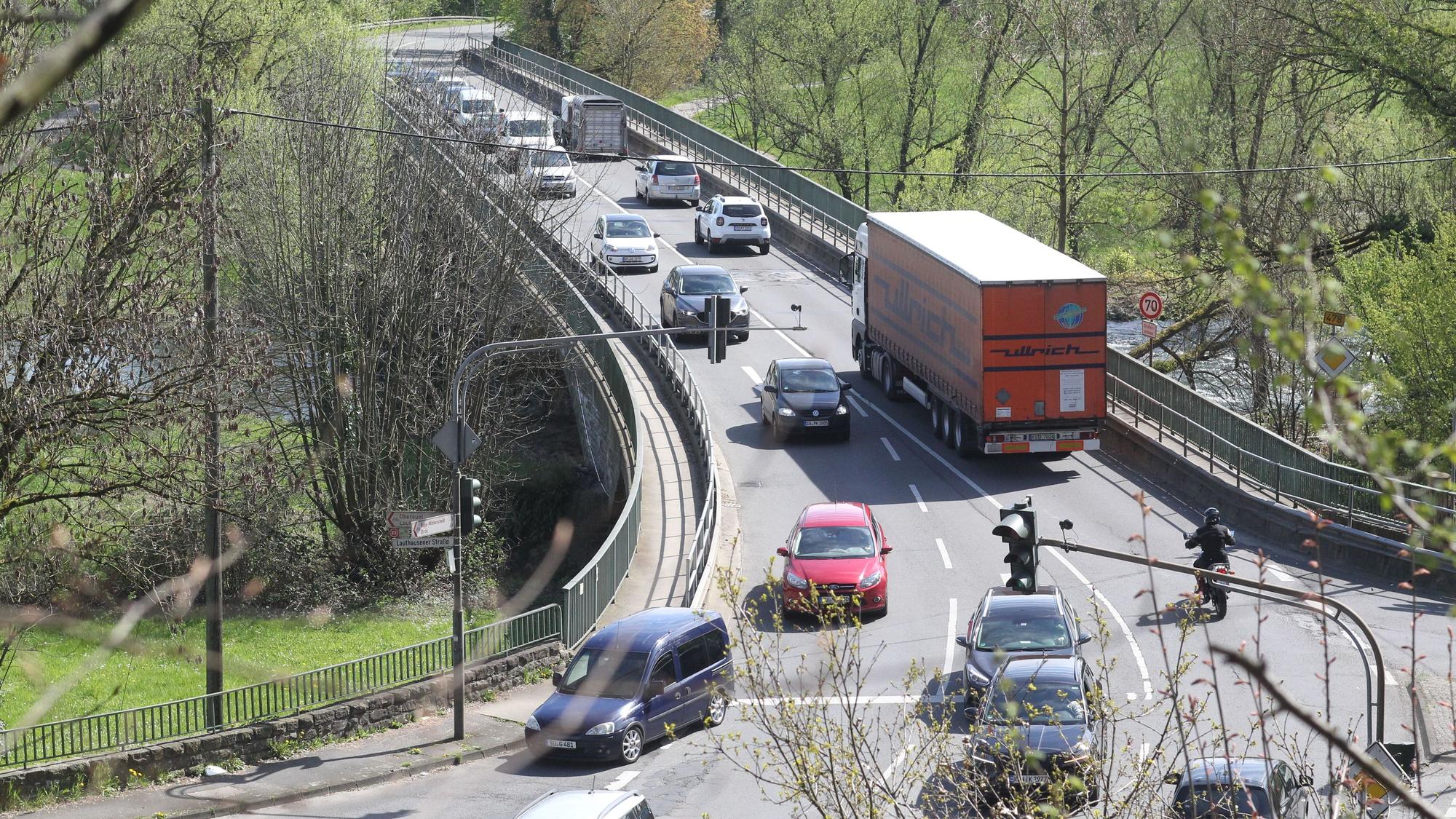 Die Brücke über die Sieg zwischen Hennef und Allner