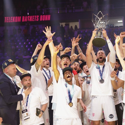 Als Titelverteidiger starten die Bonner in die Champions League.