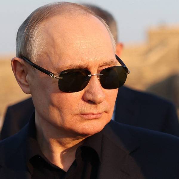 Der russische Präsident Wladimir Putin während eines Besuchs der Festung Naryn-Kala in Derbent in der russischen Republik Dagestan am 28. Juni 2023.