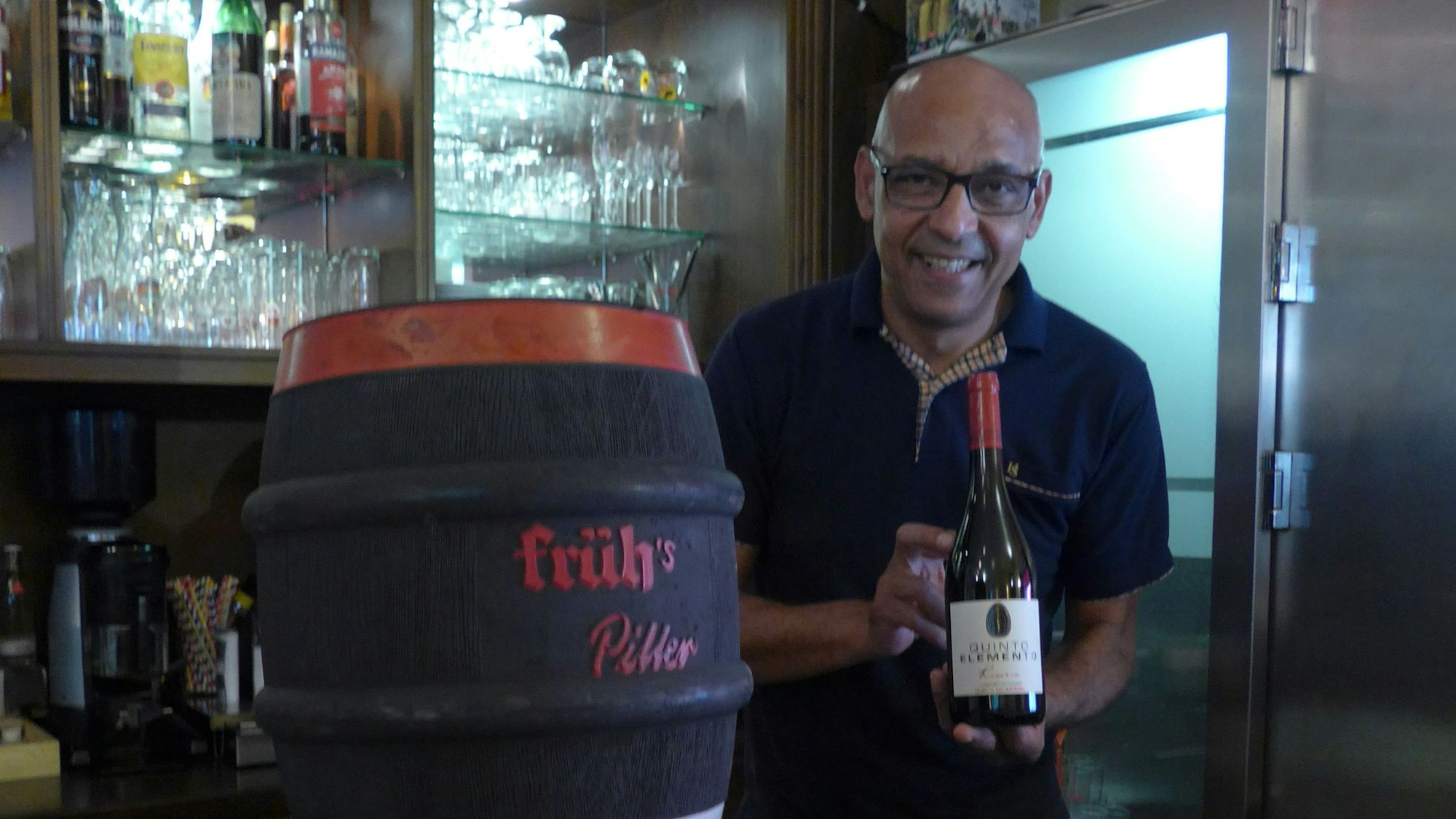 Antonio dos Santos führt seit acht Jahren das Brauhaus am Kloster in Raderberg. In dem Lokal finden auch immer wieder originelle Events statt.