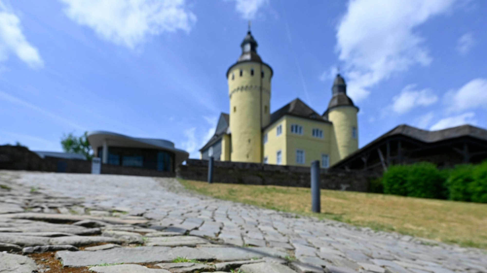Schloss Homburg ist zwar nicht der Sitz der Verwaltung, aber doch ein mehr als ansehnliches und weithin bekanntes Aushängeschild der Gemeinde Nümbrecht.