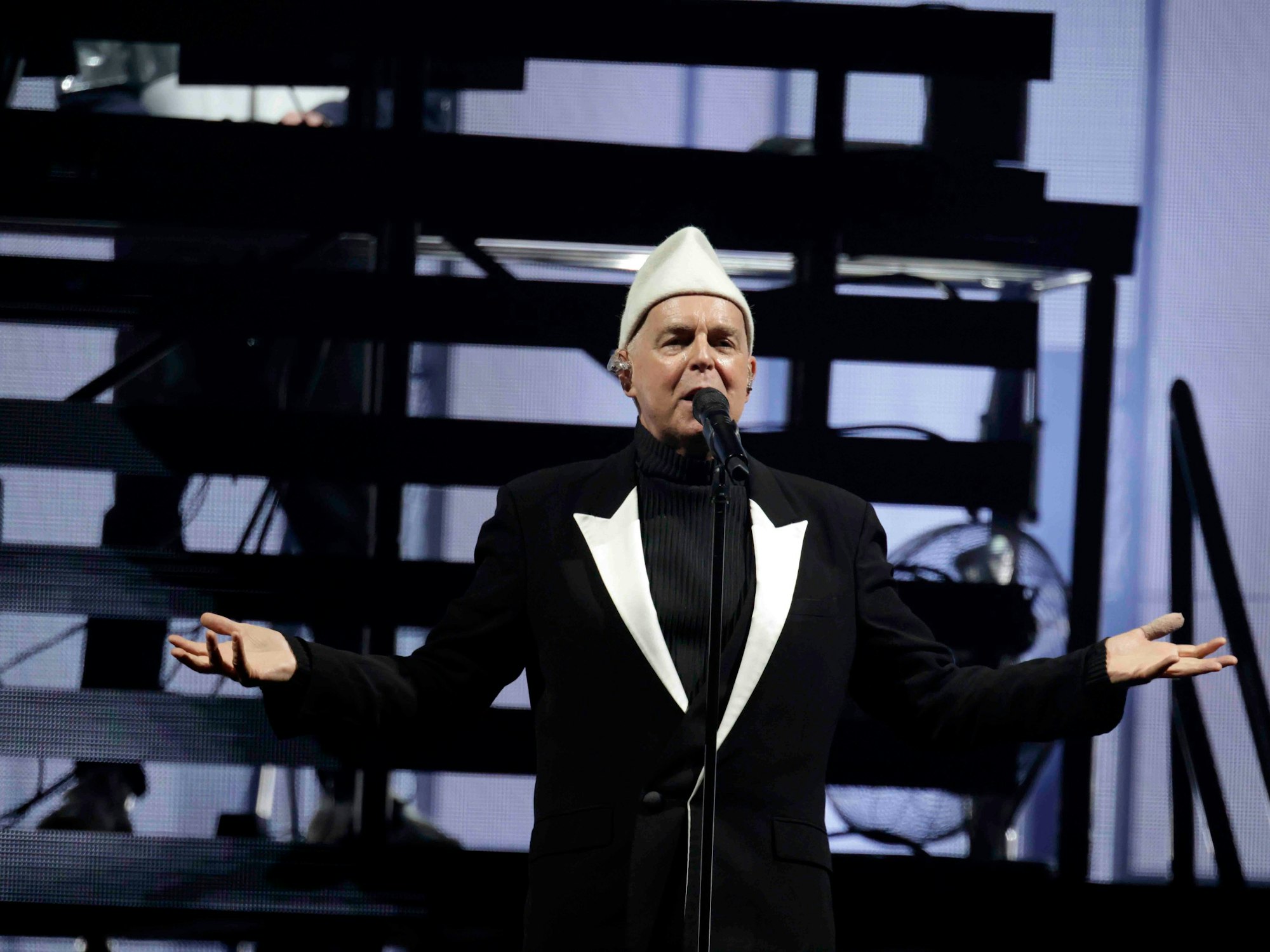 Pet Shop Boys in der Kölner LanXess-Arena auf ihrer „Dreamworld: The Greatest Hits Live“-Tour