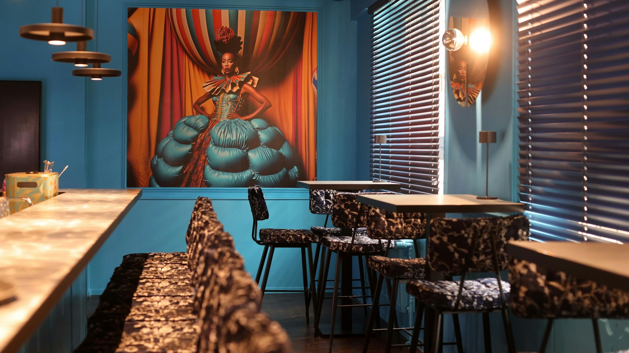 Der Barbereich in der „Weinbar Luis Dias“