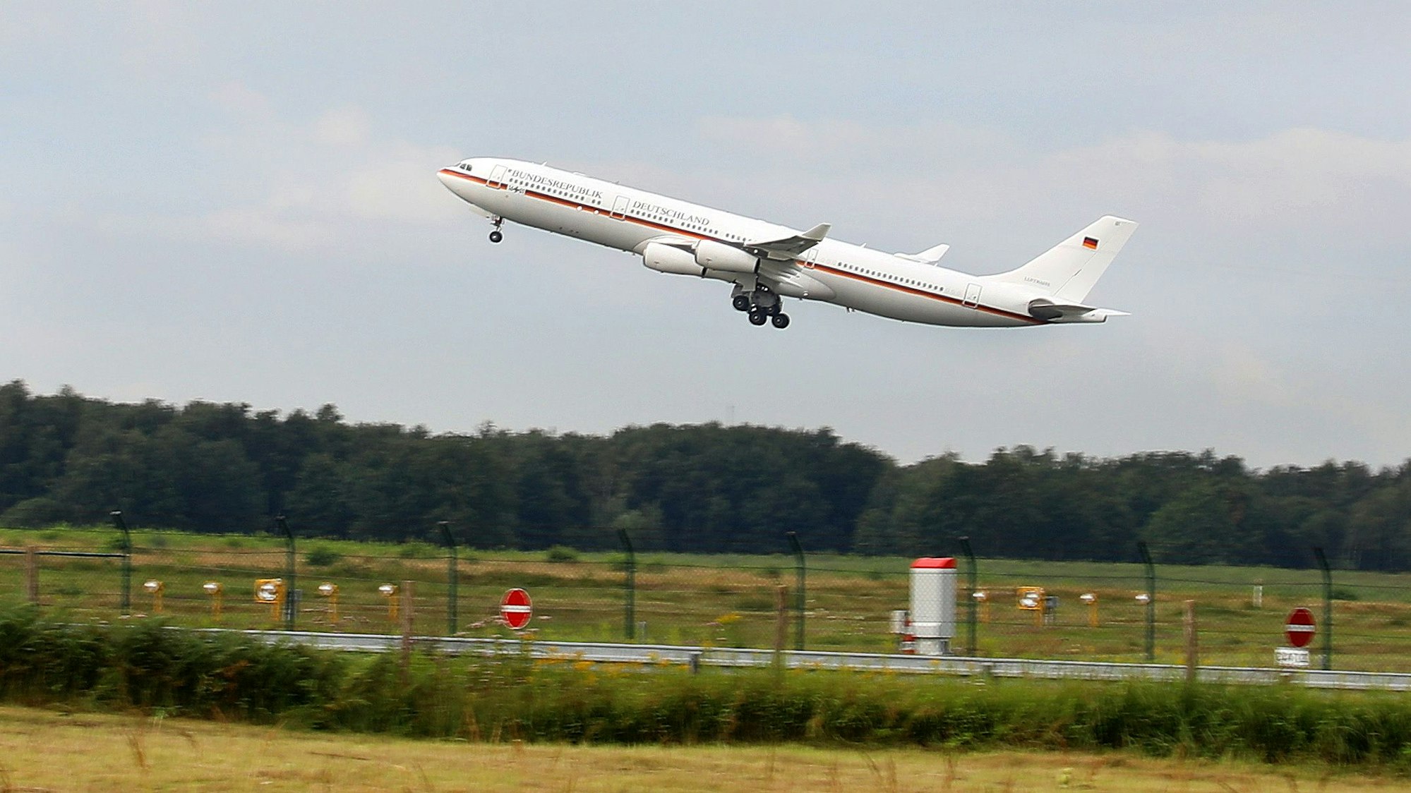Einflugschneise Flughafen Köln/Bonn