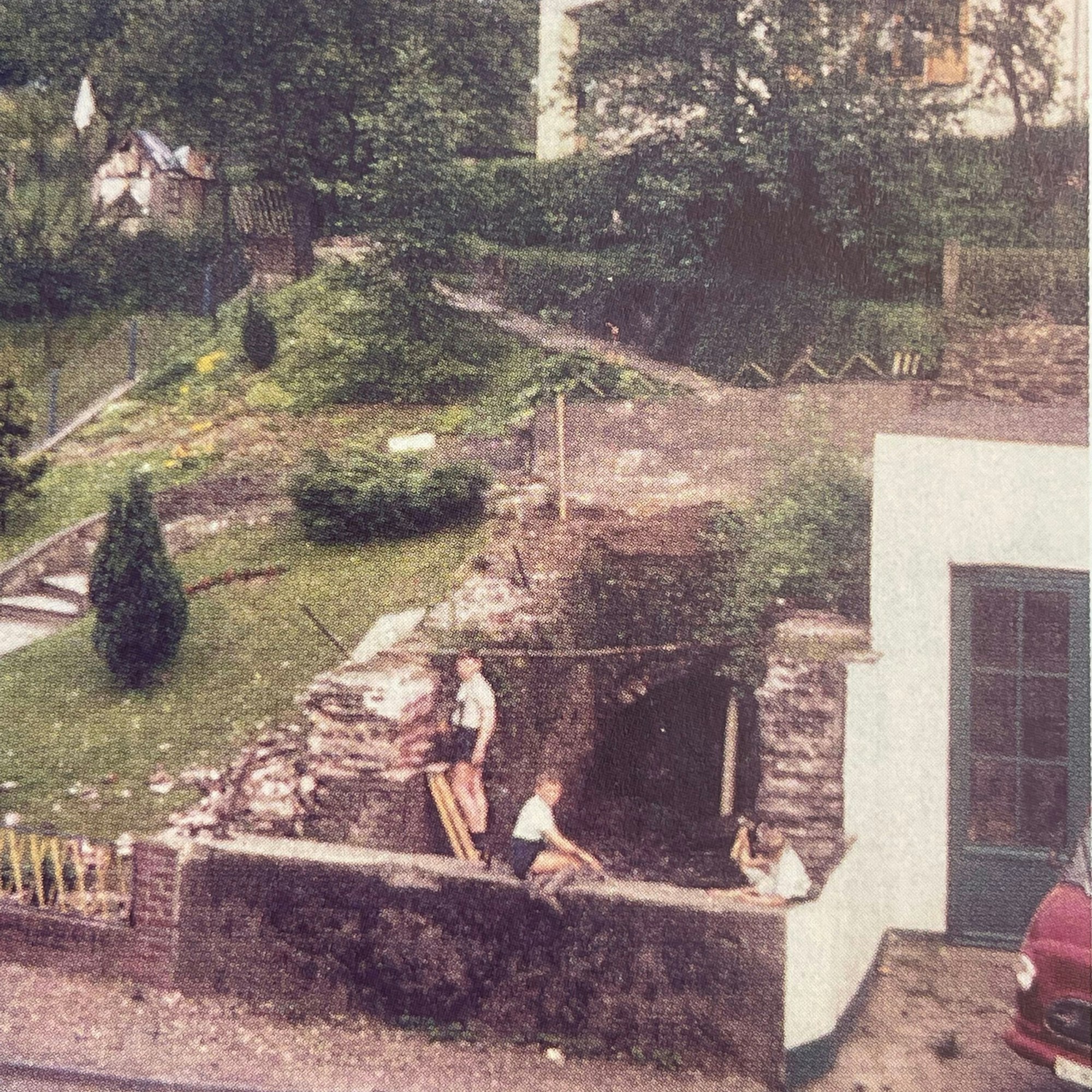 Vermeintlicher Stolleneingang der Grube Harmonie