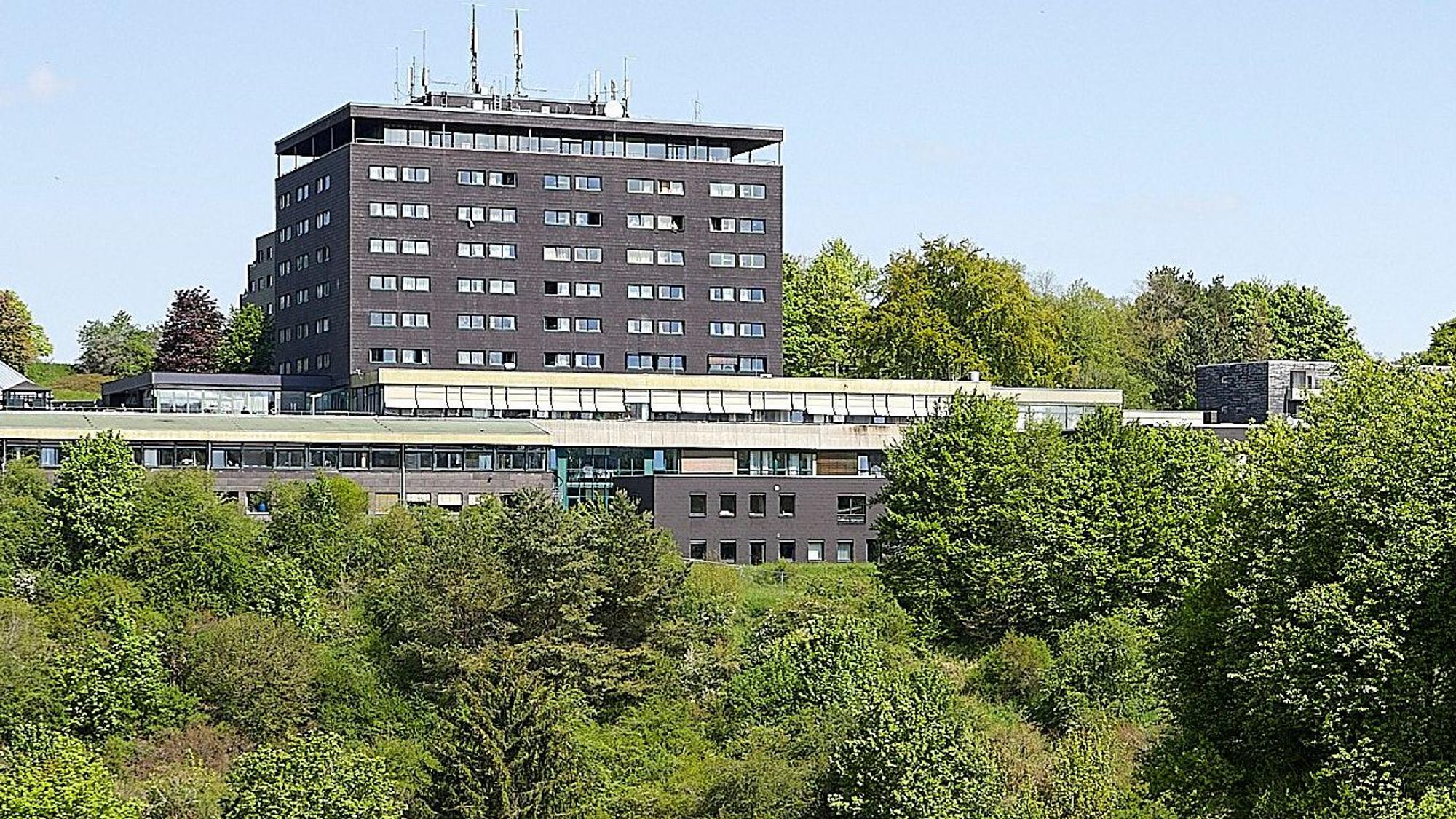 Das Foto zeigt die ehemalige Eifelhöhen-Klinik in Marmagen.