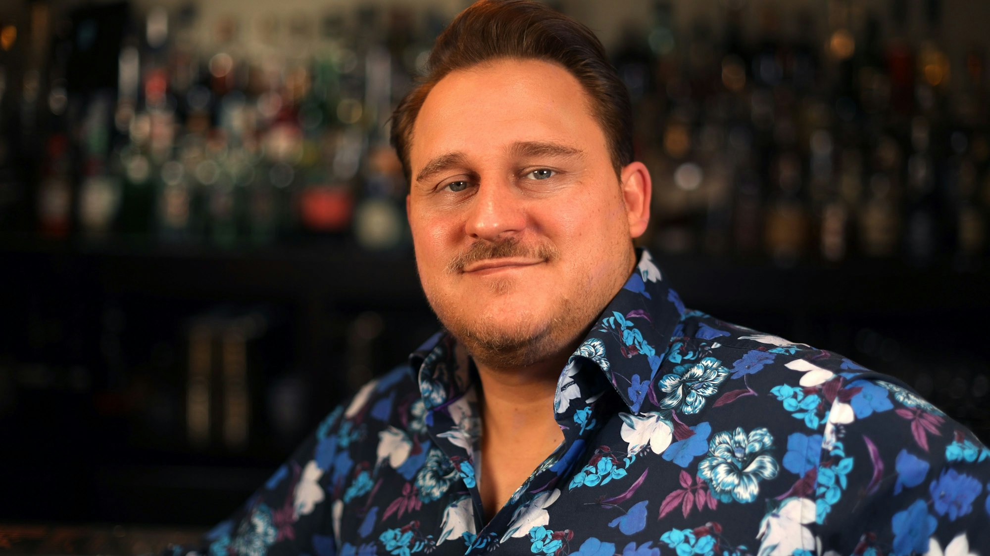 Lars Holzem, Barchef, in der Kölner Bar Little Link