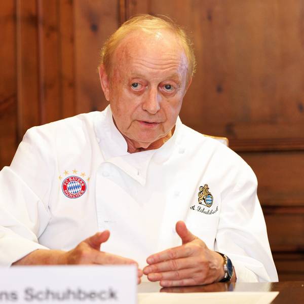 Der frühere Sternekoch Alfons Schuhbeck wurde wegen Steuerhinterziehung verurteilt. Nun wurde gegen ihn auch ein Insolvenzverfahren eröffnet. (Archivbild)