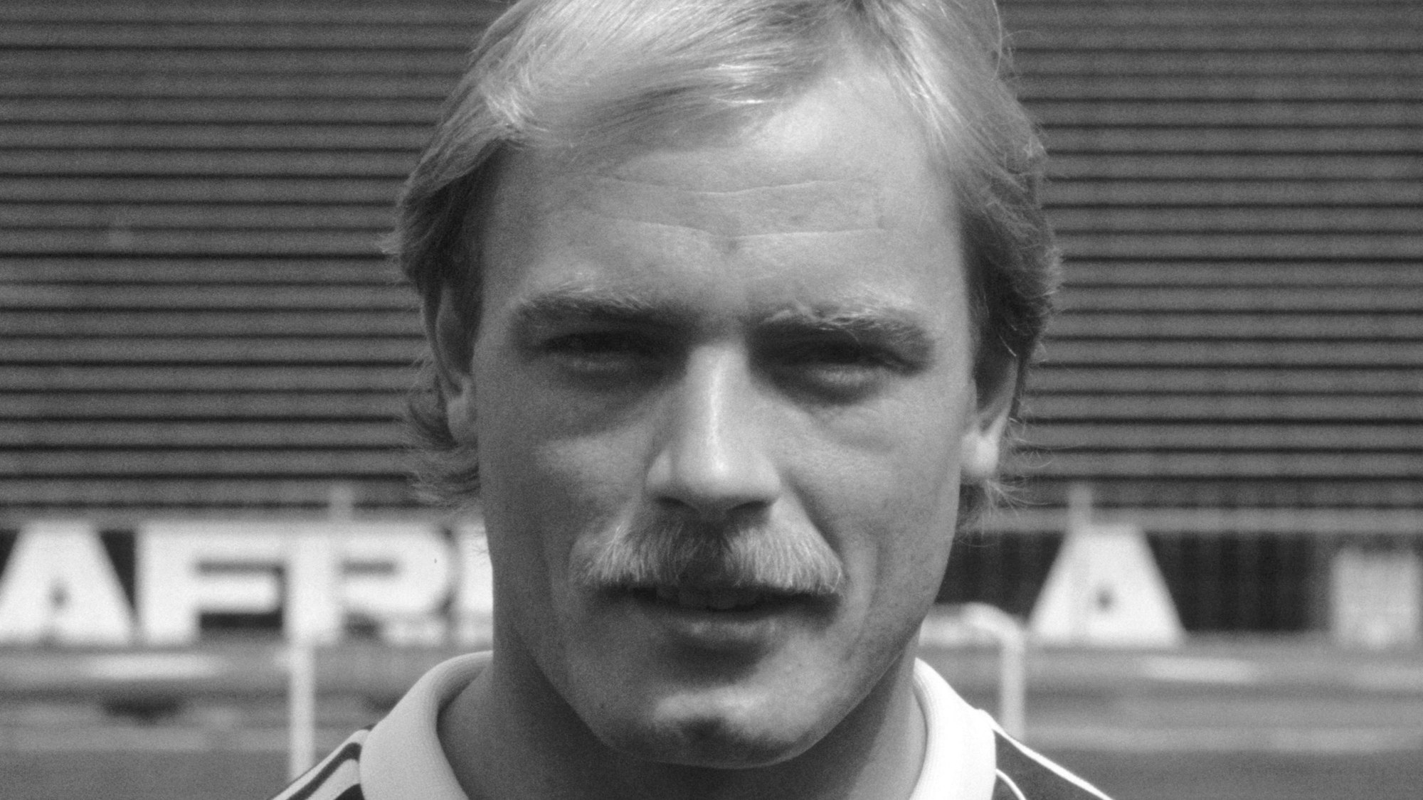 Klaus Täuber