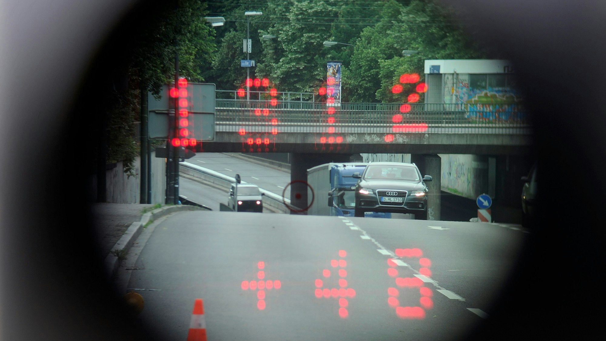 Radar Blitzer Kontrolle Radarkontrolle Foto: dpa