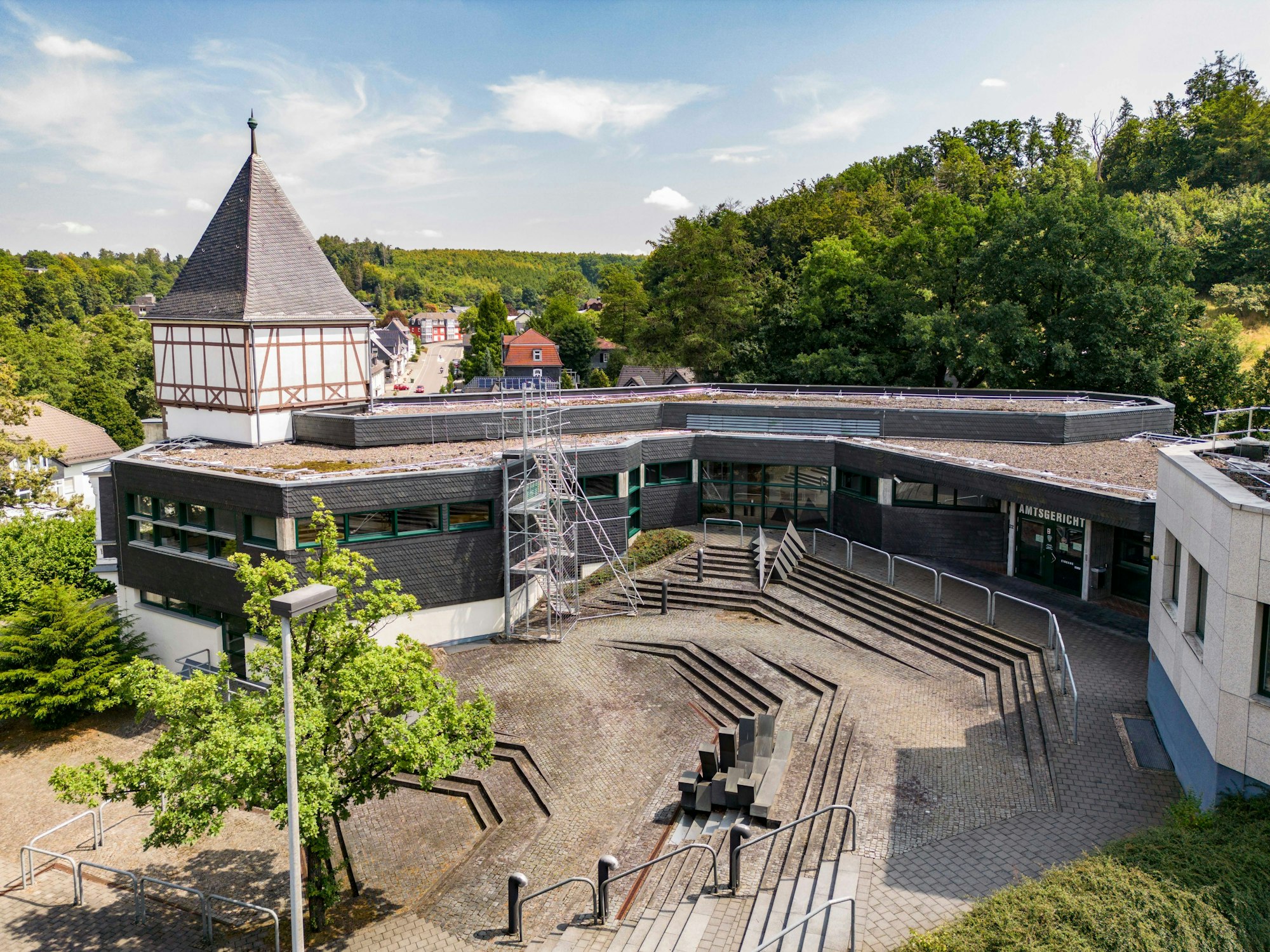 Außenaufnahme des Amtsgerichts in Wipperfürth im Oberbergischen Kreis.
