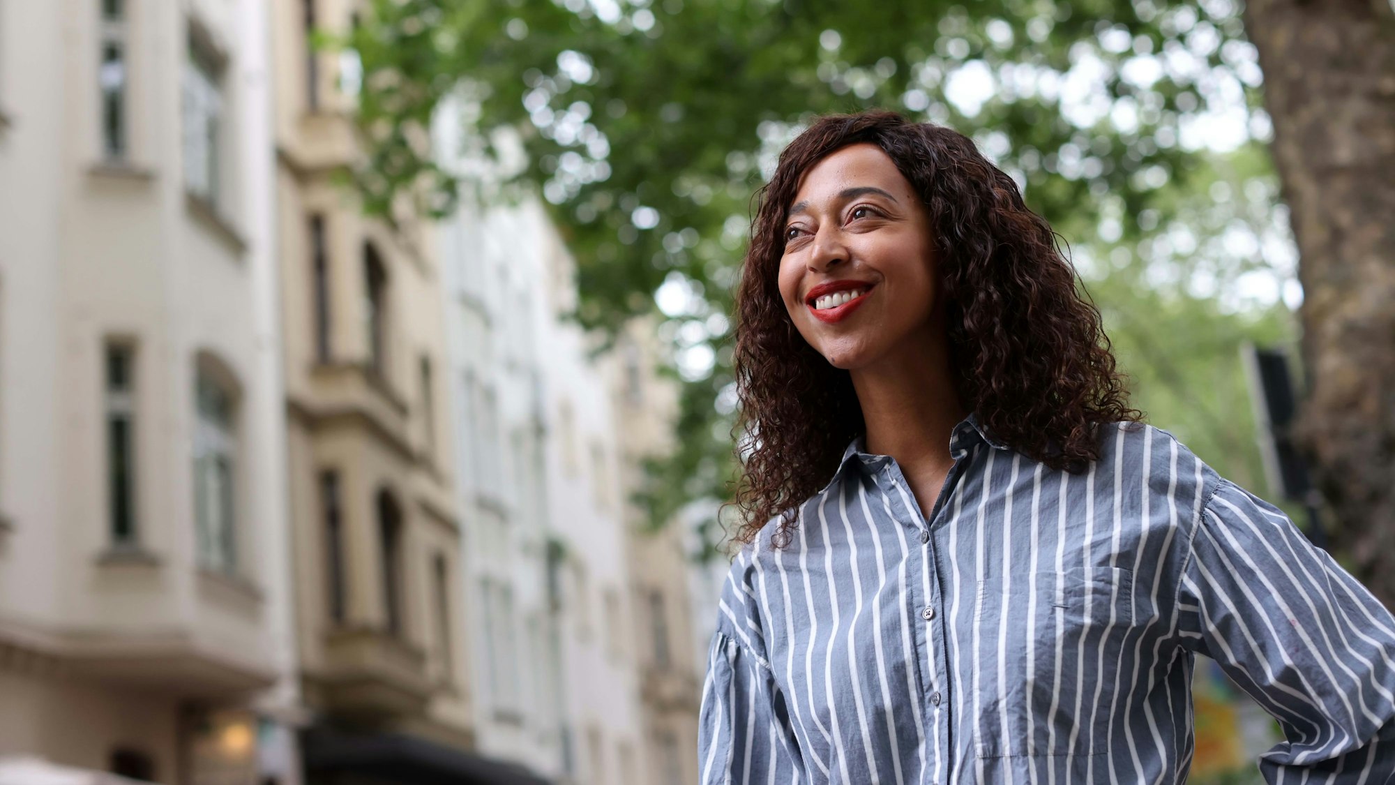 Die Kölner Autorin Melanie Raabe