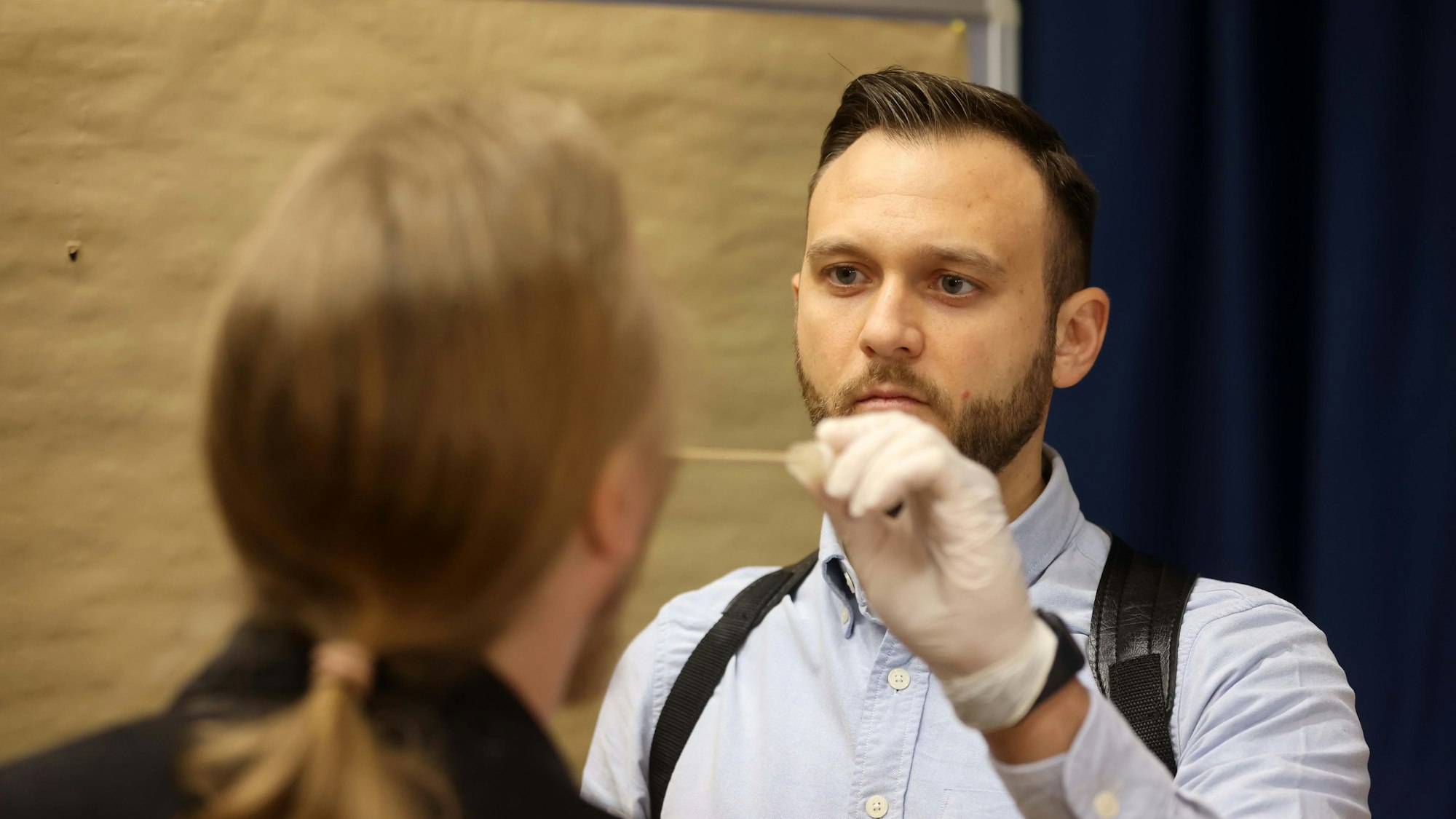 In einer Schule in Poll wurden die Proben entnommen.