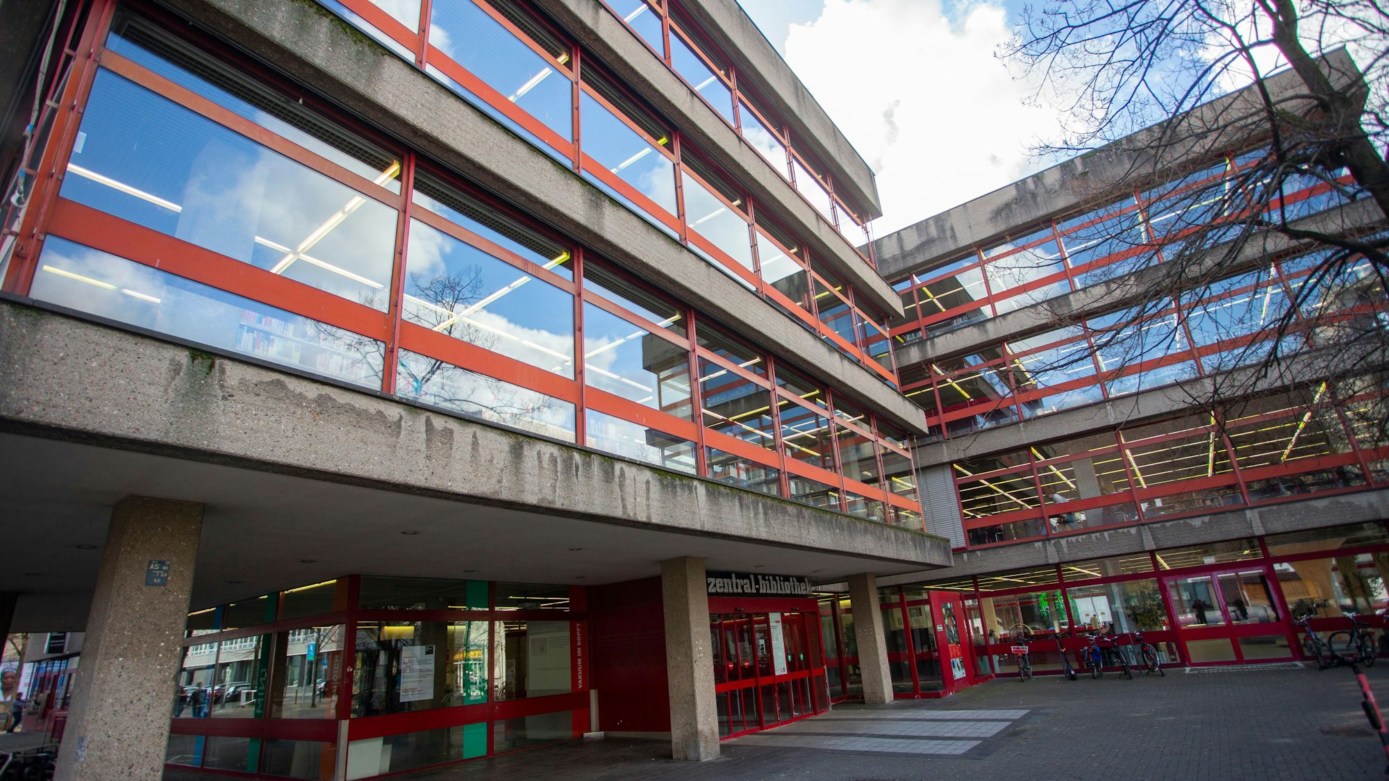 Die Kölner Zentralbibliothek am Neumarkt