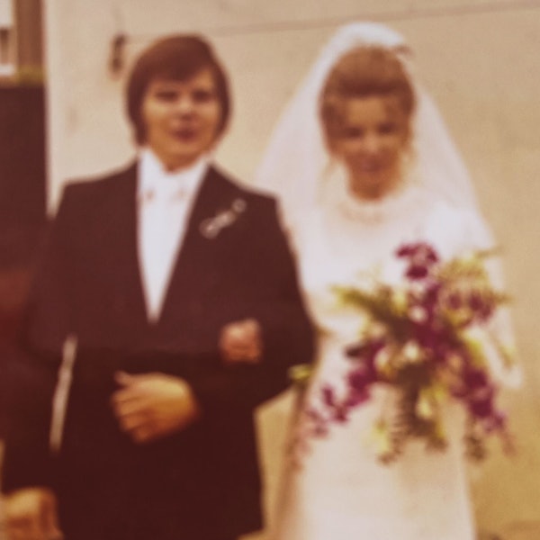 Josef und Agnes Pempe mit Enkelin Anna.