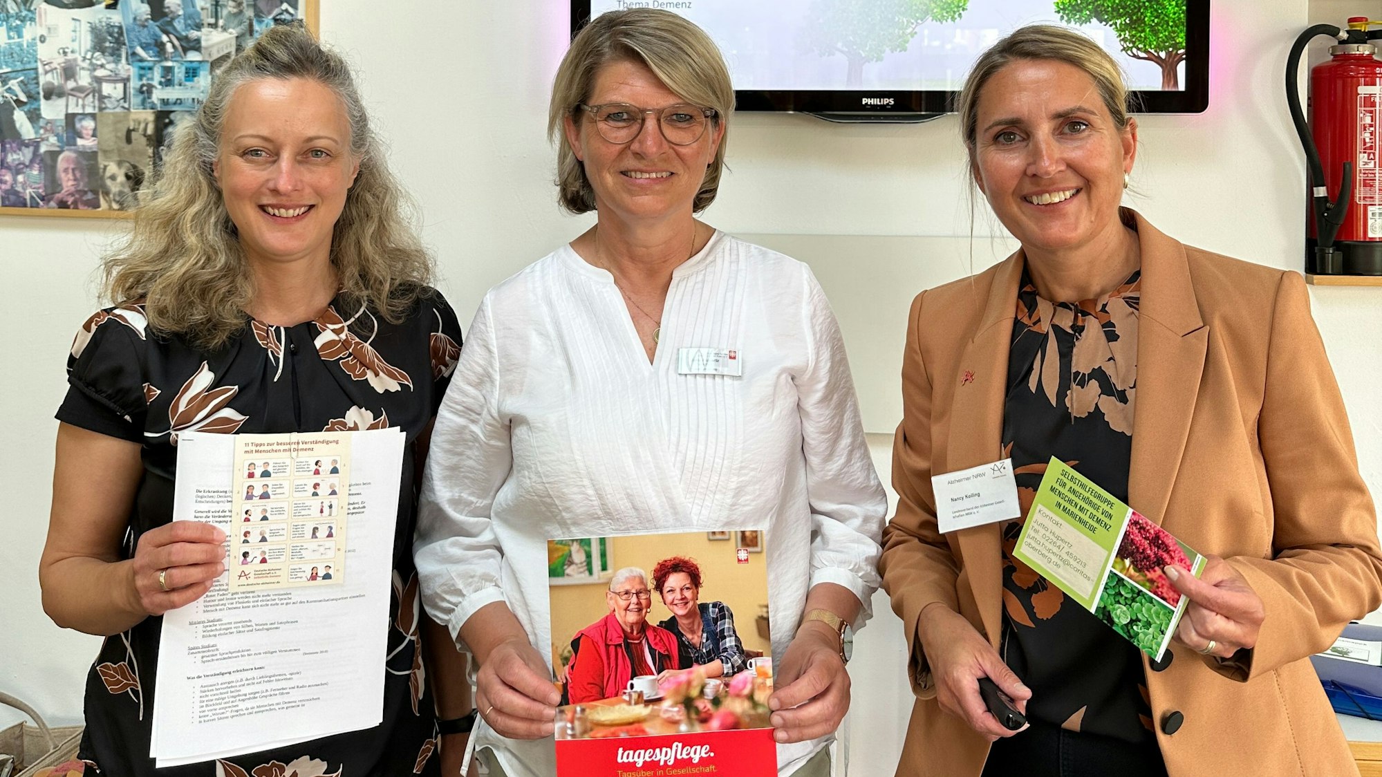 Die neue Gruppe richtet sich insbesondere an Angehörige von Menschen mit Demenz. In Marienheide hat sie sich gerade vorgestellt. Nancy Kolling (r.) hat die Leitung übernommen, ihr zur Seite stehen (v.l.) Nadine Fischer und Jutta Hupertz.